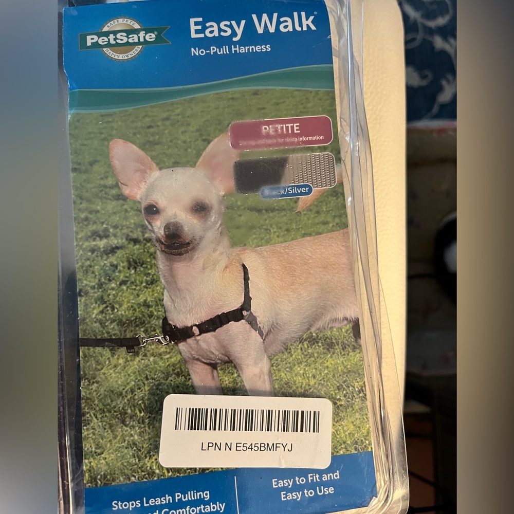 PetSafe Easy Walk Petite Dog Harness - Black and Fawn Petite size